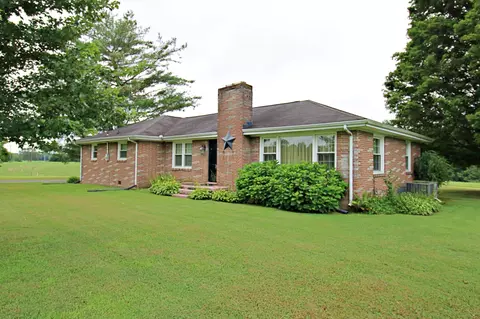 2535 Pleasant Grove Rd, Westmoreland, TN 37186