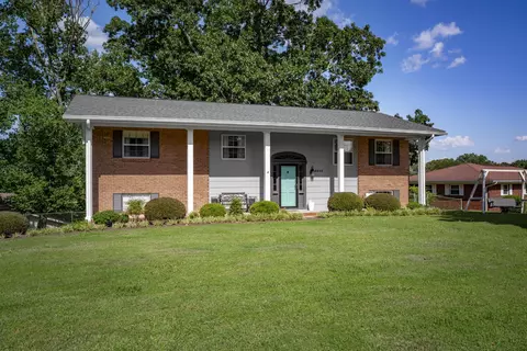 5908 Northwoods Dr, Hixson, TN 37343