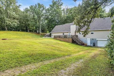 Exterior - 3955 River Rd, Baxter, TN 38544 photo 7 of 19
