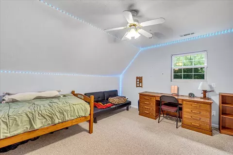 Bedroom - 3955 River Rd, Baxter, TN 38544 photo 5 of 6