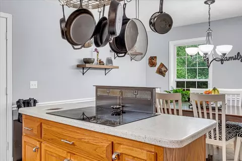 Kitchen - 3955 River Rd, Baxter, TN 38544 photo 13 of 13