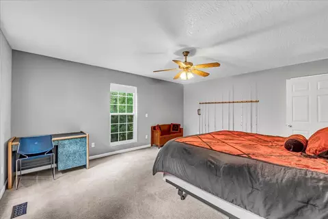 Bedroom - 3955 River Rd, Baxter, TN 38544 photo 2 of 6