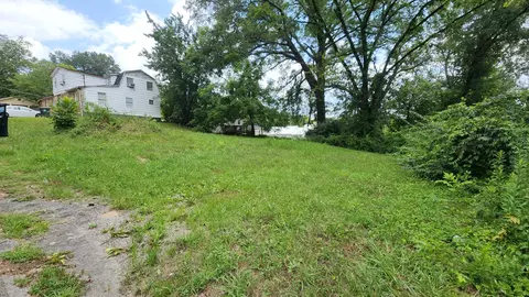 2906 E 38th St, Chattanooga, TN 37407
