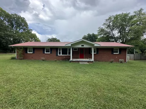 112 Mccloud Ln, Portland, TN 37148