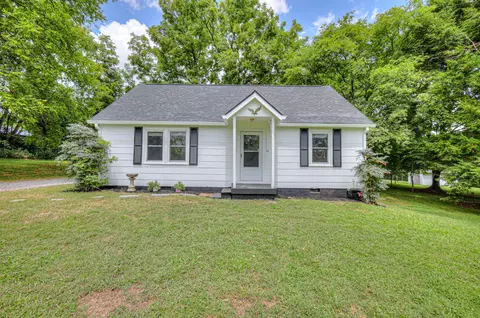 1060 Barnes Rd, Antioch, TN 37013