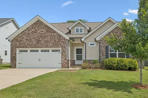 405 Barbaro Ct, Burns, TN 37029