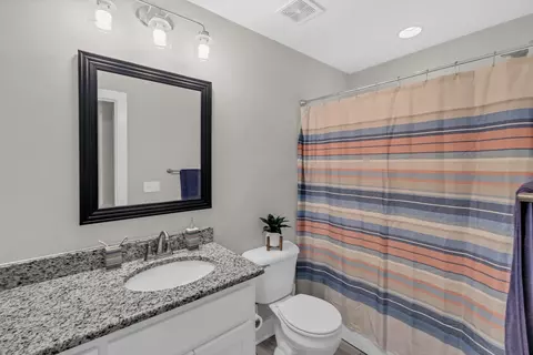 Bath - 1212 Cascadeway Dr, Murfreesboro, TN 37129 photo 5 of 6