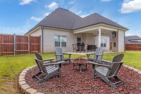 Exterior - 1212 Cascadeway Dr, Murfreesboro, TN 37129 photo 6 of 7
