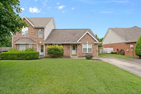 1438 Anita Ct, Murfreesboro, TN 37130