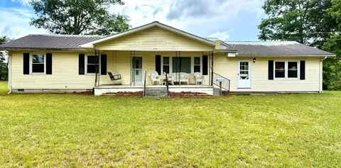 4097 Hanging Limb Hwy, Monterey, TN 38574