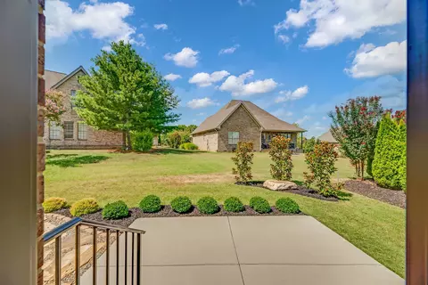 Exterior - 120 Augusta Trl, Springfield, TN 37172 photo 4 of 10