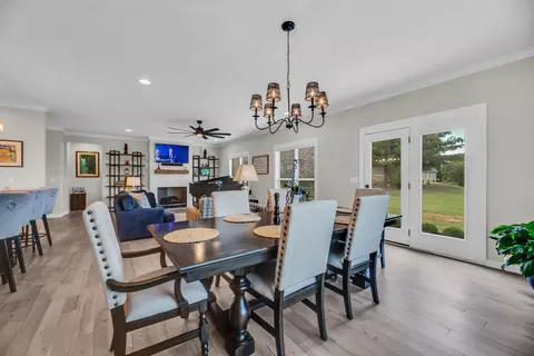 Dining - 120 Augusta Trl, Springfield, TN 37172 photo 1 of 2