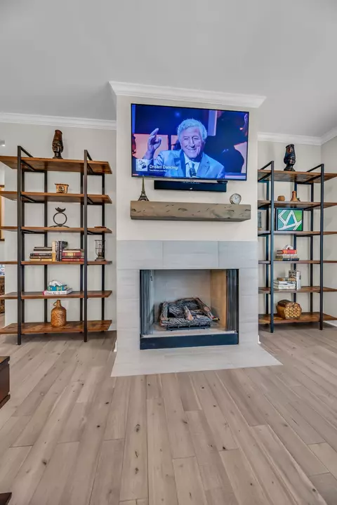Living - 120 Augusta Trl, Springfield, TN 37172 photo 3 of 3