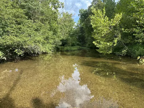 8884 Highway 412 W, Linden, TN 37096