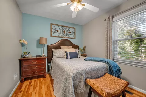 Bedroom - 308 Mockingbird Ln, Dickson, TN 37055 photo 2 of 4