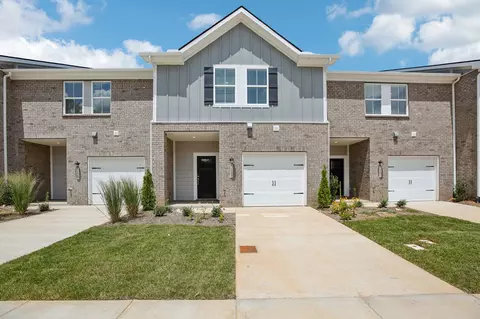 7133 Cedarcrest Ln, Fairview, TN 37062