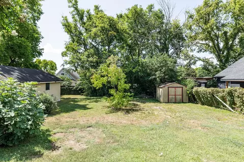 Exterior - 320 Cherry St, Madison, TN 37115 photo 6 of 9