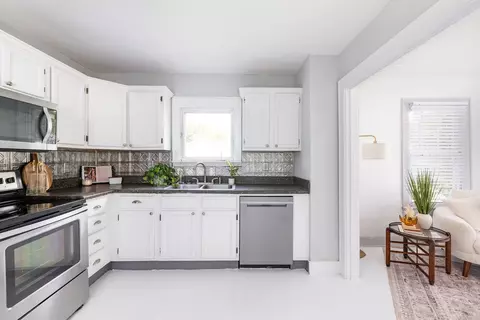 Kitchen - 320 Cherry St, Madison, TN 37115 photo 4 of 5