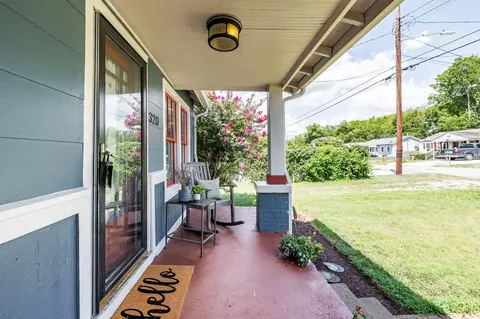 Exterior - 320 Cherry St, Madison, TN 37115 photo 8 of 9