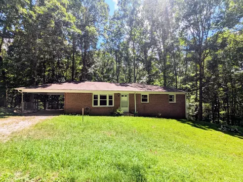 1107 Chestnut St, Centerville, TN 37033 photo 1