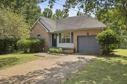 956 Fallview Trl, Nashville, TN 37211