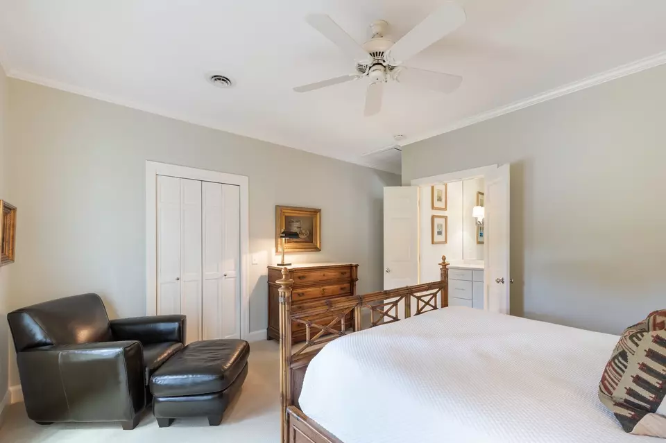 Bedroom - 143 Prospect Hl, Nashville, TN 37205 photo 8 of 8
