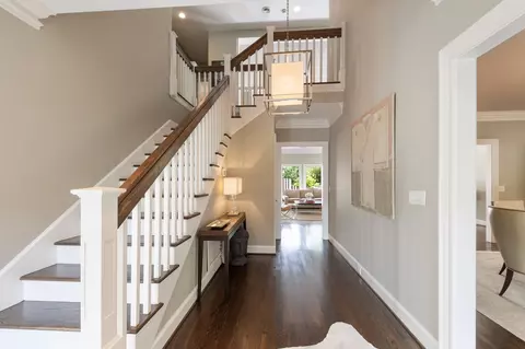 Entry Way - 143 Prospect Hl, Nashville, TN 37205 photo 1 of 3