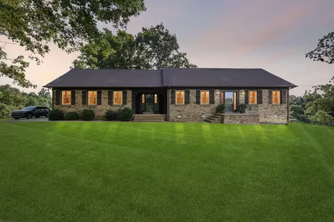 3085 Hwy 47 N, White Bluff, TN 37187