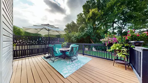 Exterior - 305 Neely Ct, Franklin, TN 37067 photo 3 of 7
