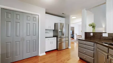 Kitchen - 305 Neely Ct, Franklin, TN 37067 photo 3 of 3