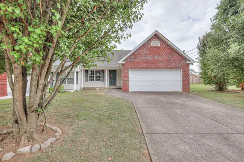 1063 Stonemark Trl, La Vergne, TN 37086