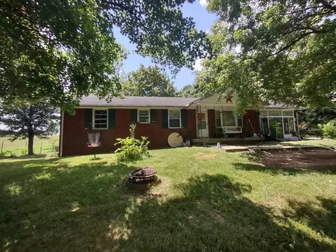 4279 Turnersville Rd, Cedar Hill, TN 37032