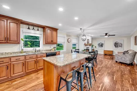 207 E Fort St, Tullahoma, TN 37388