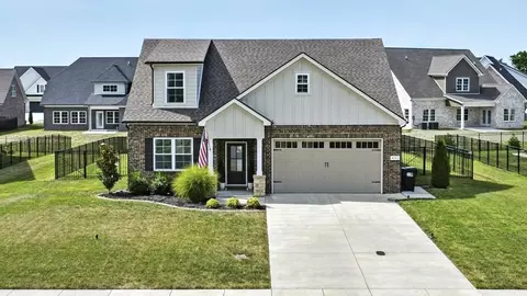 4103 Maples Farm Dr, Murfreesboro, TN 37127 photo 1