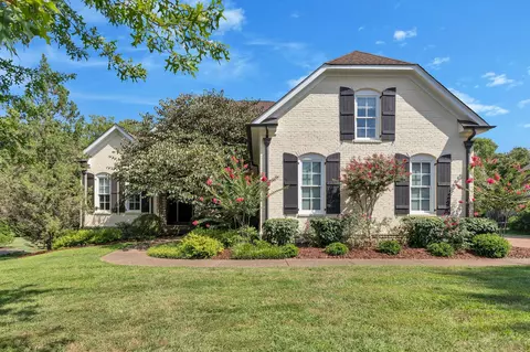 220 Azalea Ln, Franklin, TN 37064