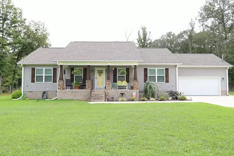 417 N Ballard Rd, Manchester, TN 37355