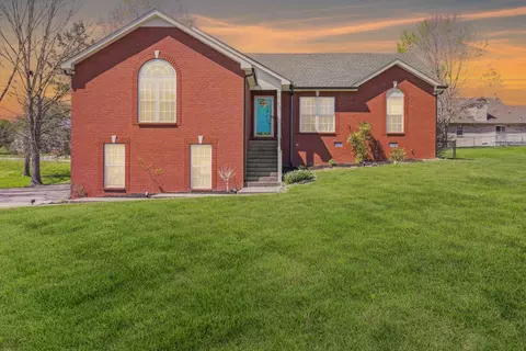 5009 Lanier Dr, Greenbrier, TN 37073
