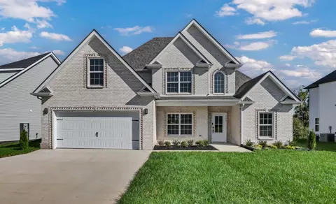1141 Mourning Cloak Dr, Clarksville, TN 37043