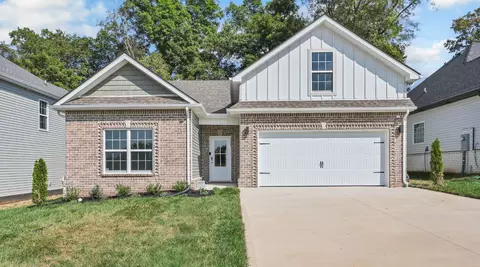 1225 Mourning Cloak Dr, Clarksville, TN 37043