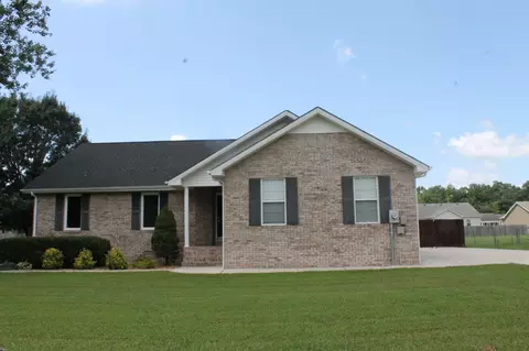 138 Linda Ln, Tullahoma, TN 37388