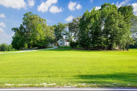2340 Guthrie Rd, Paris, TN 38242