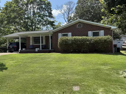 111 Melton Ave, Camden, TN 38320