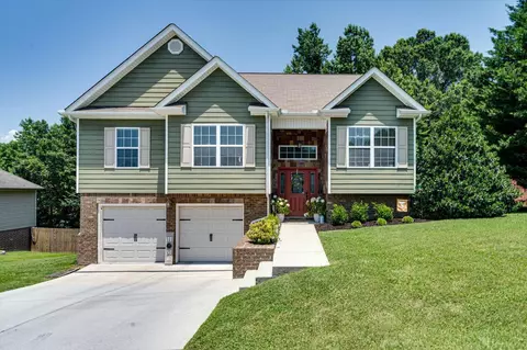 9129 Wood Dale Ln, Hixson, TN 37343