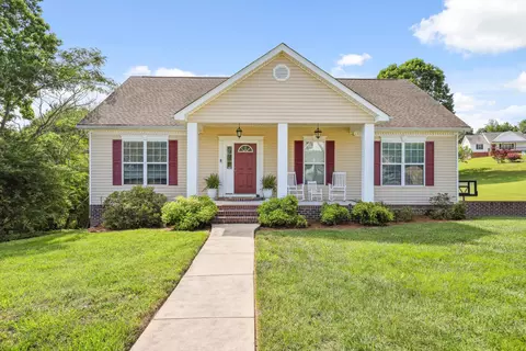 10439 Sovereign Pointe Dr, Soddy Daisy, TN 37379