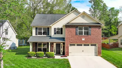 11733 Edison Dr, Knoxville, TN 37932
