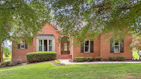 9118 Harvest Ln, Knoxville, TN 37931