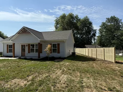 619 Wilson St, Greenbrier, TN 37073