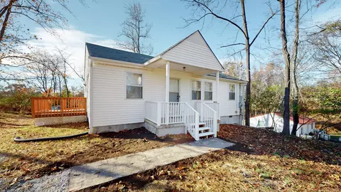 138 Cross Ln, Clarksville, TN 37040