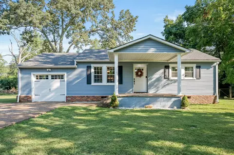 1116 Woodland Dr, Manchester, TN 37355