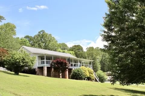 35 Johnny Wheeler Ln, Dunlap, TN 37327